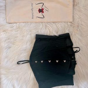 Size 28 short Alter Ego waist trainer